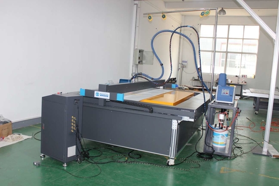 XY Gluer Gluejet 200-220℃ Glue Temperature 2-3Kg/h Glue Output Industrial Hot Melt Glue Machine