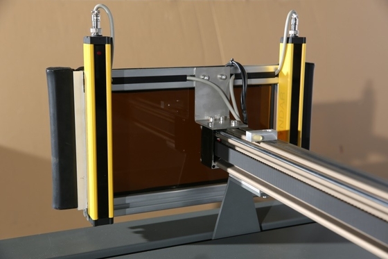 2-3Kg/h Output Adjustable Volume XY Glue Plotter/Gluer For Pop Displays Carton Boxes